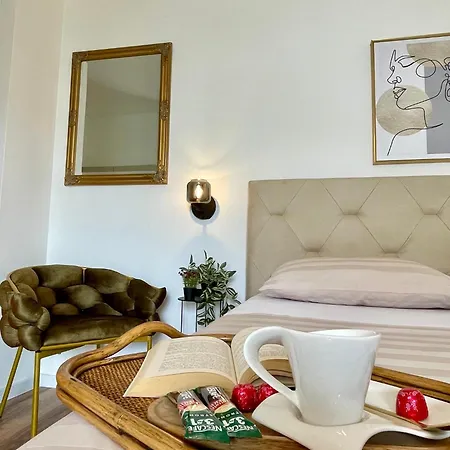 Mirela Апартаменты *