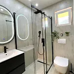 Mirela أوروبيتش