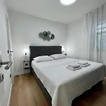 Mirela