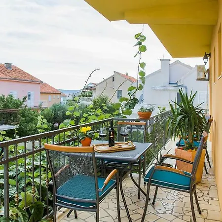 Apartment Mirela Orebić
