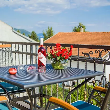 Apartment Mirela Orebić