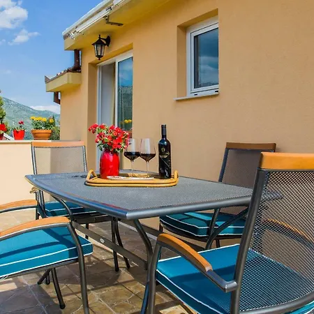 Apartment Mirela